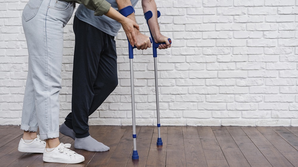 ayudas-técnicas-para-caminar-rehabilitacion